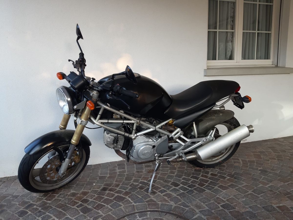 Ducati Route: Ducati Monster 600 – Défectueux à Oftringen par __MASTER__