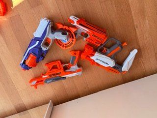 Nerf Giocattoli: Nerf Modulus Mediator, IonFire, Stock Blaster – Usato da Brütten venduto da Style-Snob 2