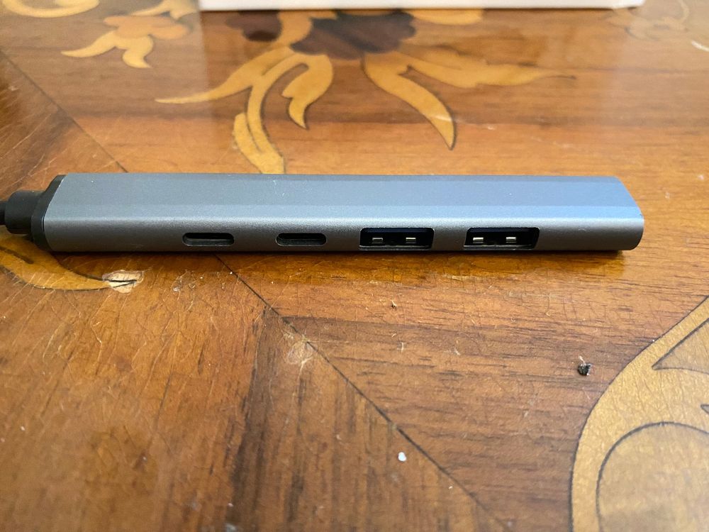 USB-C Hub Mit 4x USB 3.0 Ports – Ultraflacher Aluminium-Adapter Für MacBook, IPad, Surface (20 Cm Kabel, Datenübertragung)