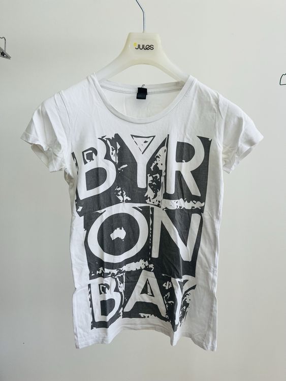 T-shirt: T-shirt d'été Byron Bay, taille XS, parfait pour la plage! – Usato da neuchatel venduto da Global.P 2