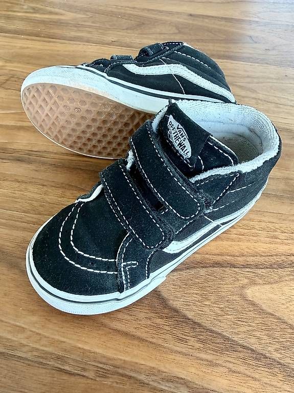Scarpe per ragazzi: VANS Original Gr. 23.5 – Usato da Dübendorf venduto da viologo