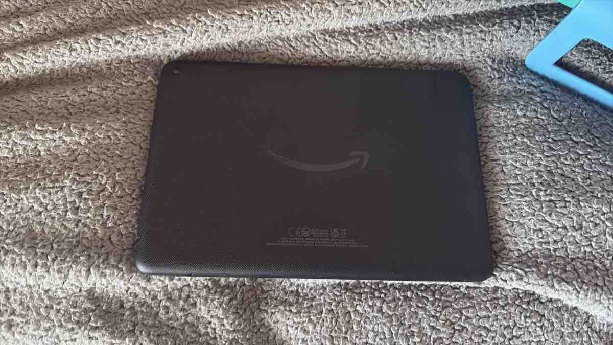 Amazon Tablet PC: Amazon Fire Tablet schwarz – Usato da Kottwil venduto da ric_ltx2 1