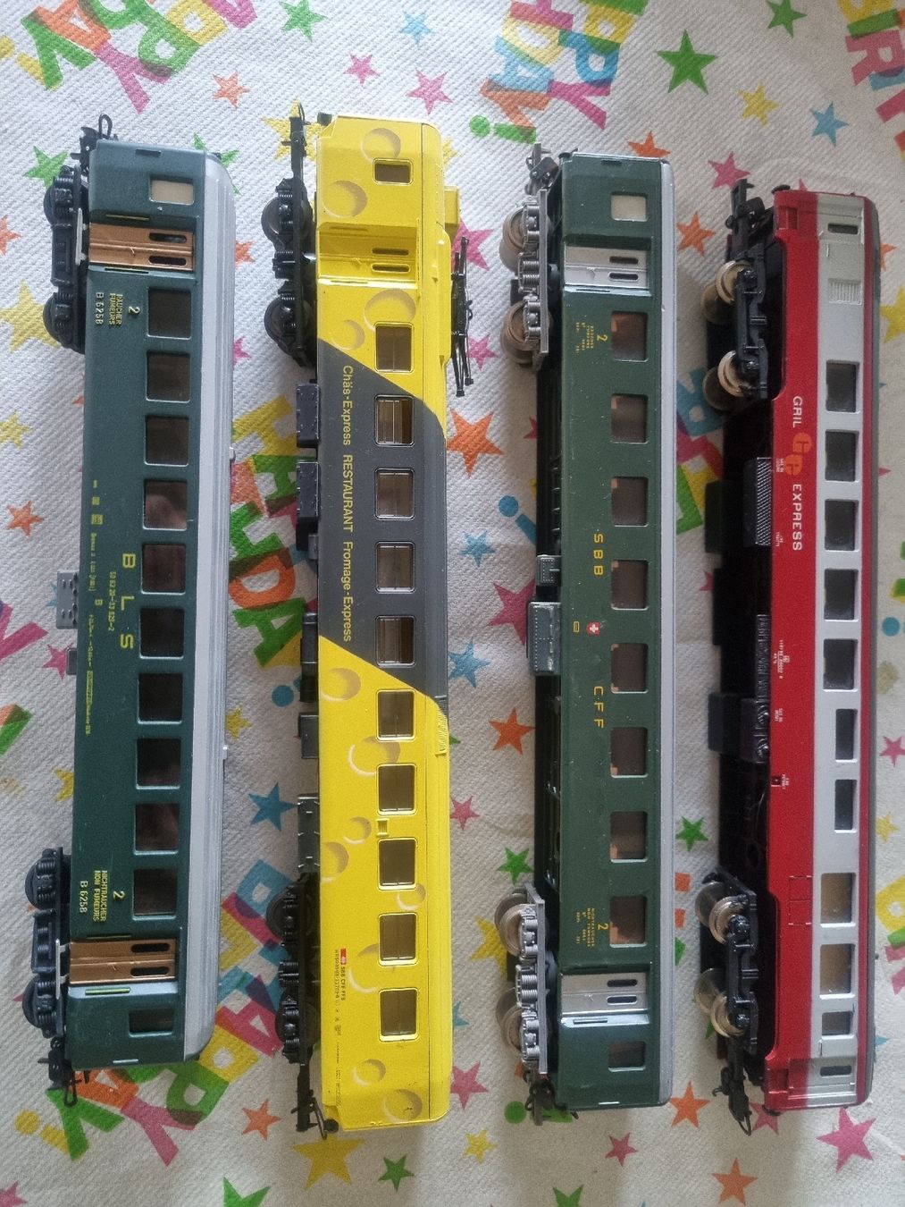 Modellini di ferrovie: 4 wagons  – Usato da yverdon-les-bains venduto da jonathan21