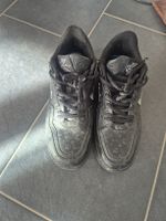 Karl Kani Sneaker schwarz gemustert gebrauchter Zustand