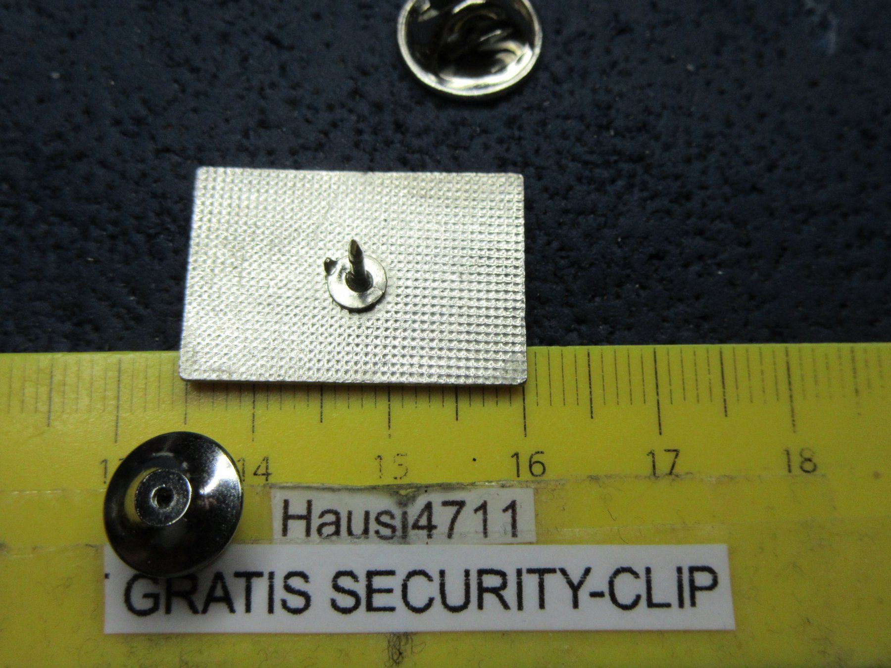 Placchette & Badge: GILERA MOTO PIN ENAMEL SILBRIG MIT SECURITY-CLIP – Usato da Ettingen venduto da Hausi4711 2