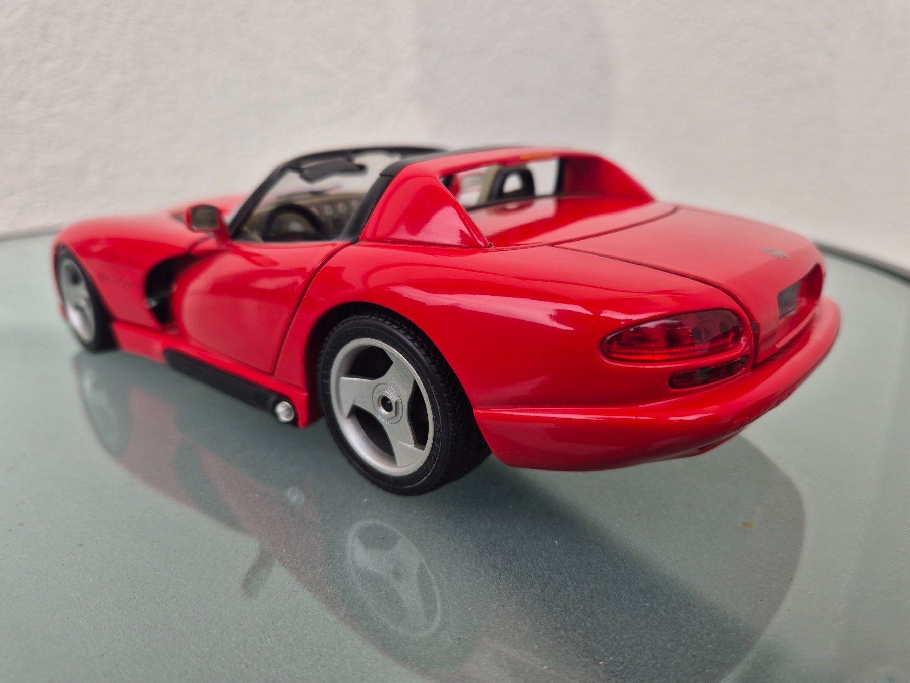 Dodge Modellautos: Dodge Viper RT 10 von Burago. 1:18 – Gebraucht aus Oberbuchsiten von laffite54 5