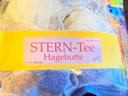 Stern-Tee Hagebutte, handgelesen und -produziert, bis 6.2026