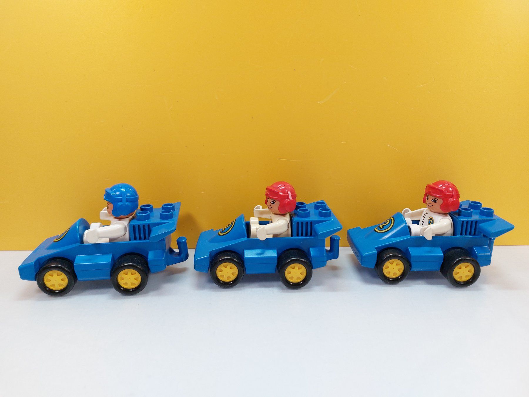 Lego Baukästen: LEGO Duplo 3x 2609 Rennwagen – Gebraucht aus St.Gallen von TinasBauundSpiel 1