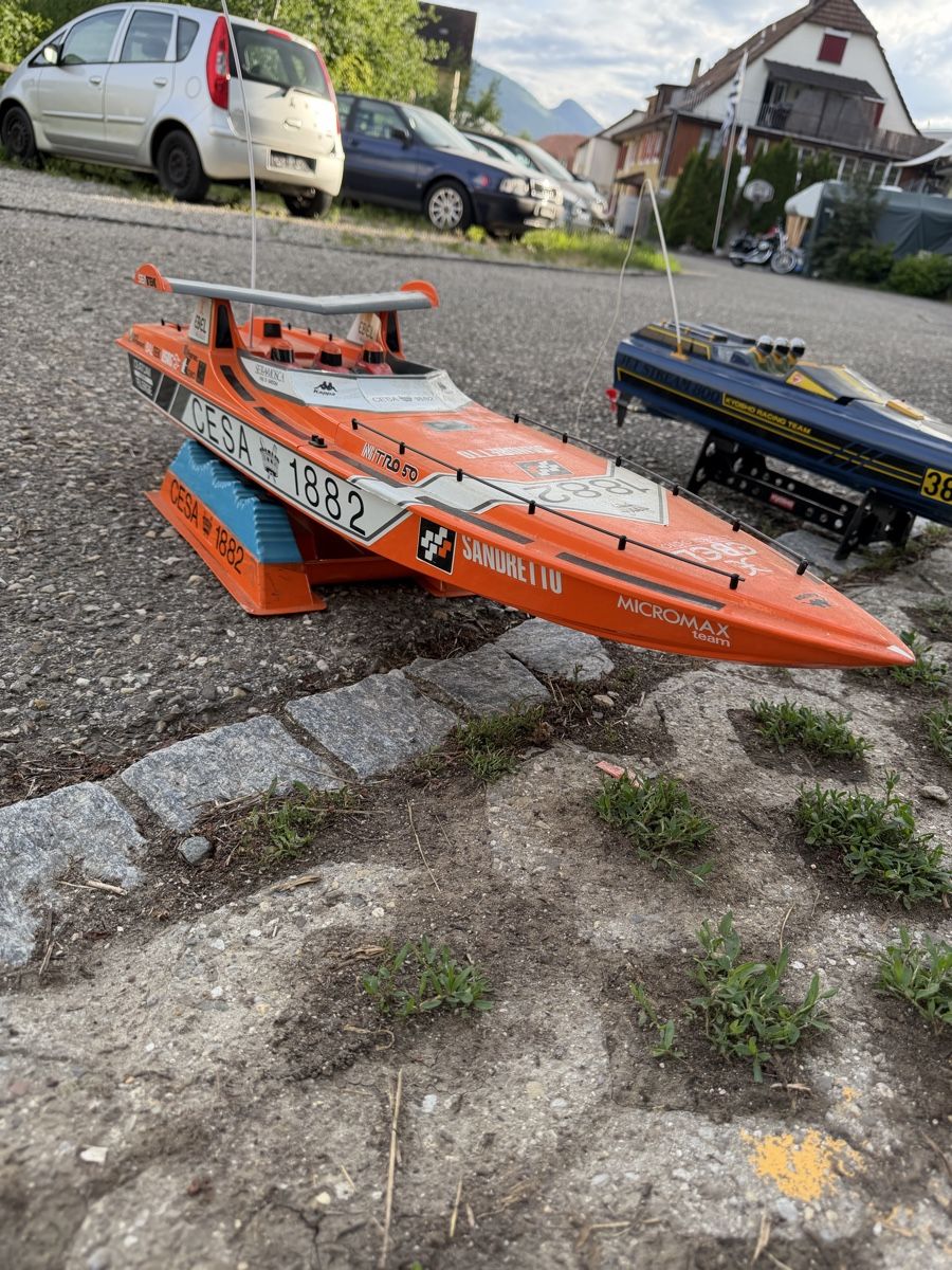 Modellismo RC: Speedboot Cesa 1882 – Difettoso da Balsthal venduto da ramr8 7