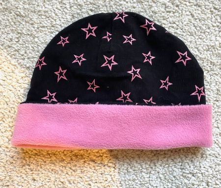 Wintermütze,  Sternchen rosa schwarz