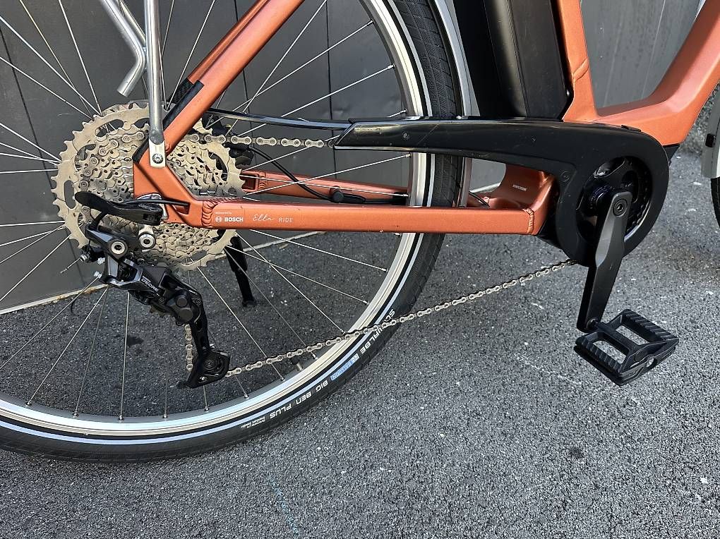 Vélos: E-bike donna cube elegance 28 bosch  – D'occasion à Quartino par DiloUsato 4