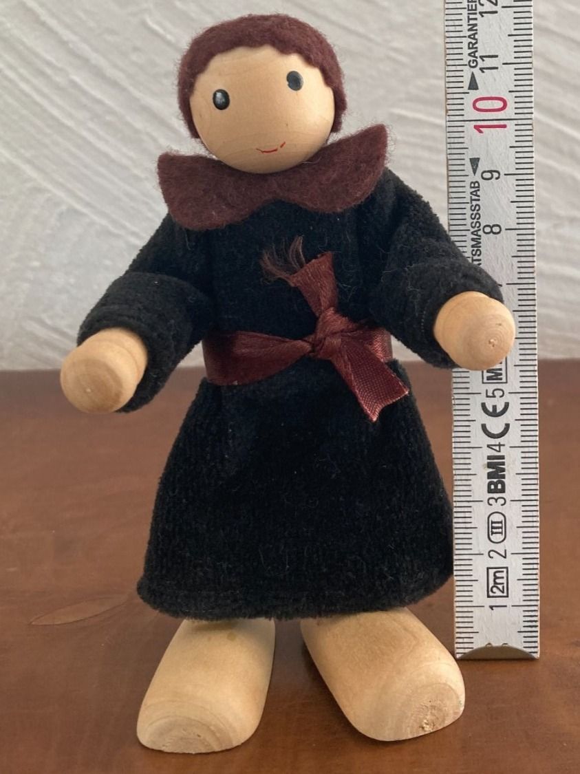 Bambole: KLEINE HANDPUPPE  MÖNCH  HOLZ / TEXTIL – Usato da Subingen venduto da ArtBead 8