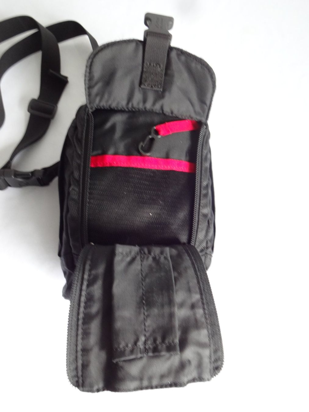 Mammut Taschen: " MAMMUT " Umhängetasche / Gürtel Tasche – Gebraucht aus Frauenfeld von rey06 6