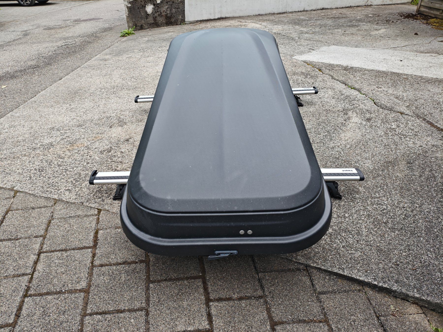 Box da tetto: Dachbox 430l thule wingbar + mount kit kia cee'd – Usato da Roggwil BE venduto da Wojtarr 1