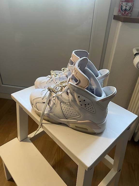 Scarpe da uomo: Air Jordan 6 Gold Hoops – Usato da Gerlafingen venduto da GianGian