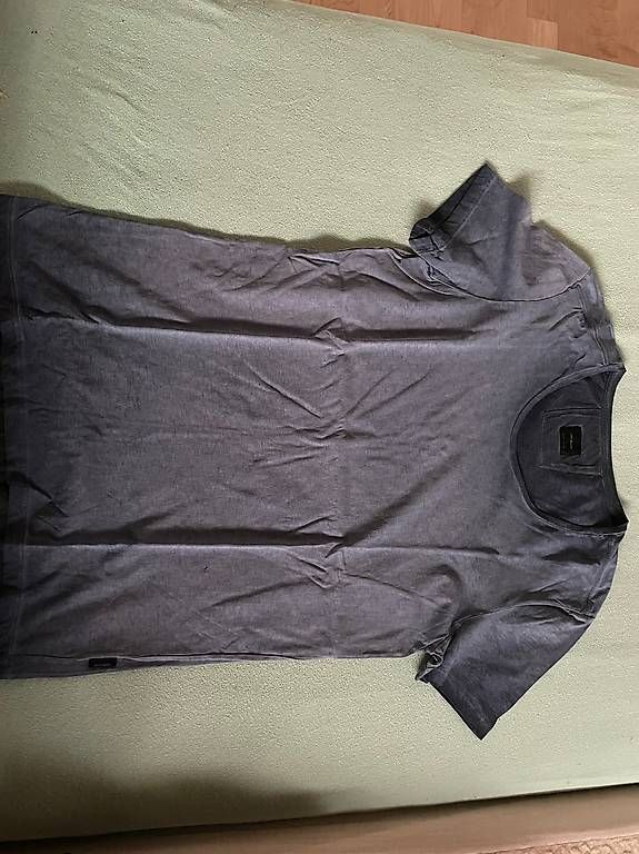 T-shirt: Strellson T-Shirt (M) – Usato da Montlingen venduto da jos_2rwv