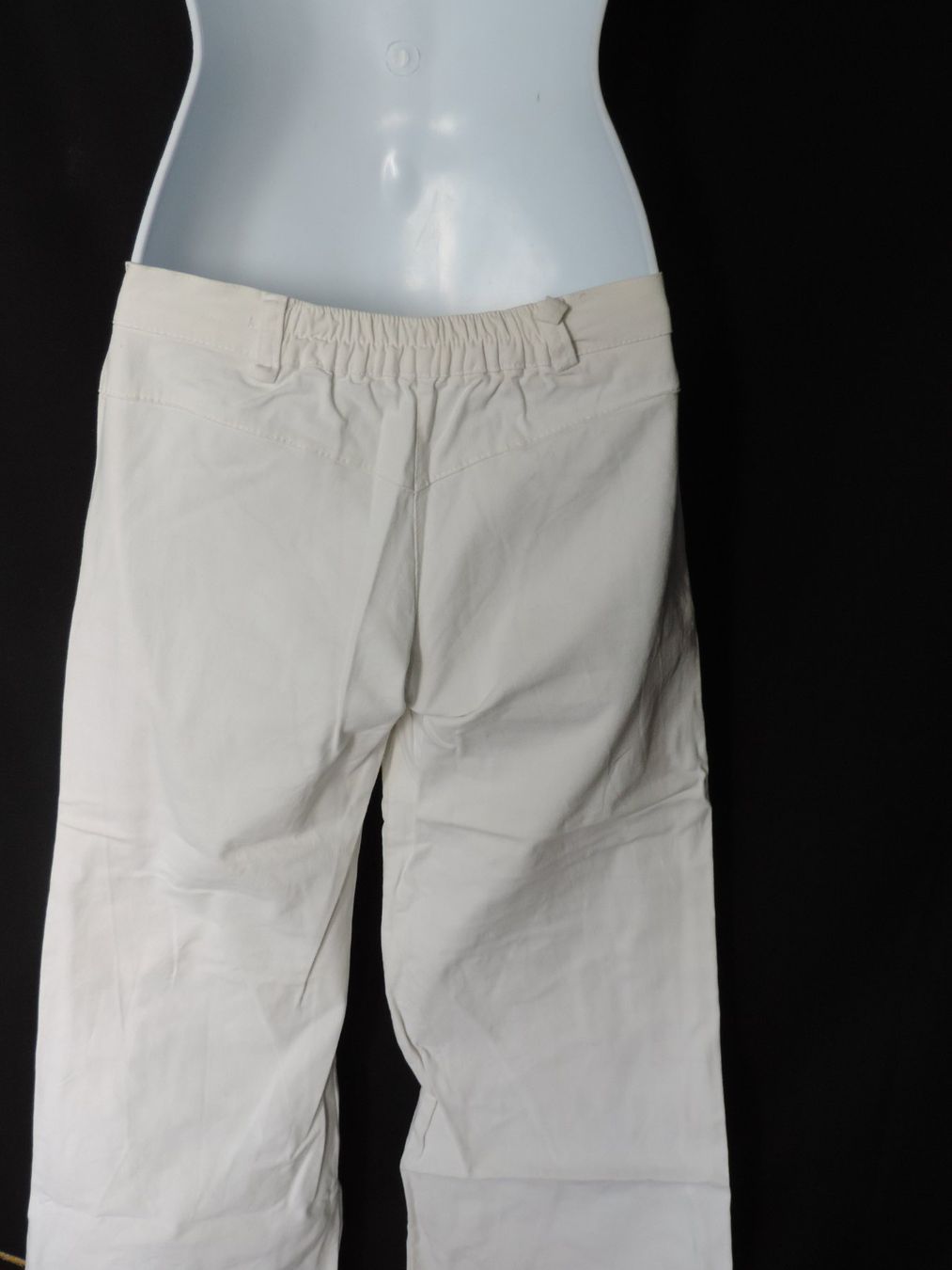Pantaloni: pantalon stretch blanc – Usato da Genève venduto da Axelle333 8