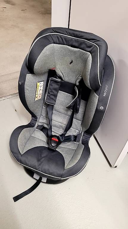 Seggiolini per auto: Kindersitz Autositz  9 - 18 kg Osann Neo – Usato da Nürensdorf venduto da Diavel