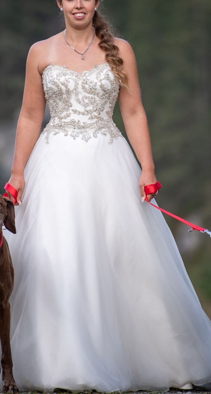 Vestiti: Wunderschönes Brautkleid Gr. 36/38 – Usato da Gränichen venduto da Lena.Zubler