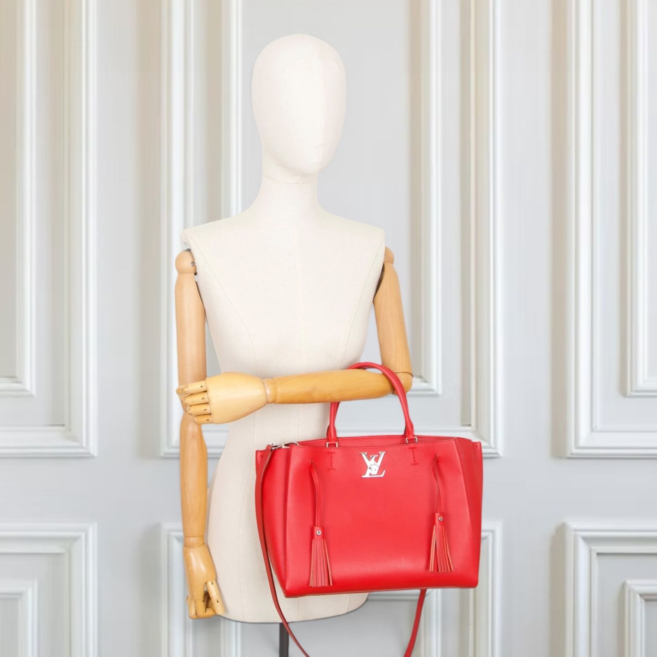 Louis Vuitton Borse da donna: Louis Vuitton Lockmeto Rubis – Usato da Binningen venduto da Designerlabels 2