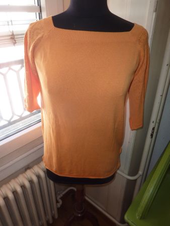 pull  orange mi-saison taille L marque  BENETTON pour femme