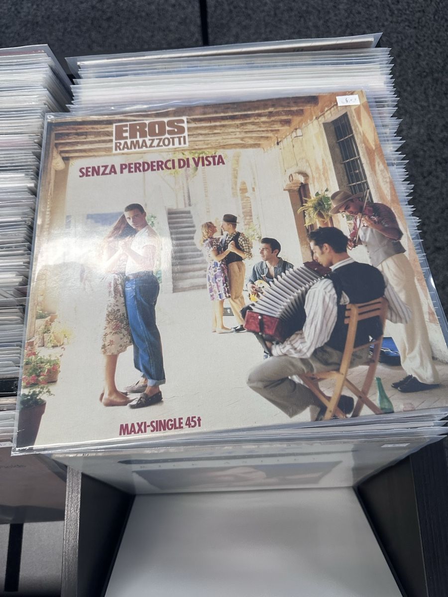 Dischi in vinile: 40 Maxi Singles gemischt – Usato da Düdingen venduto da SwissBricks 1