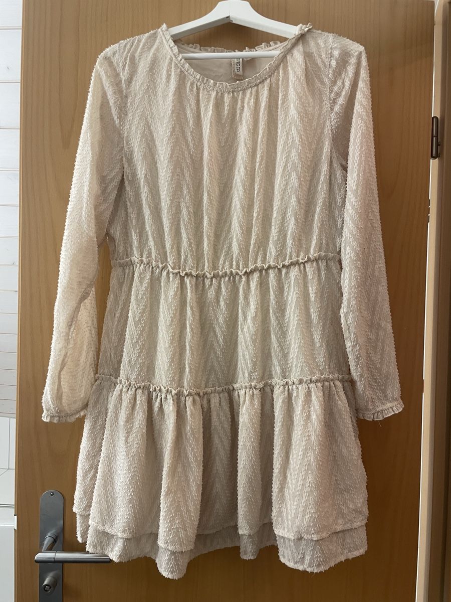 Robes: Kleid – D'occasion à Benken ZH par tschiddl98