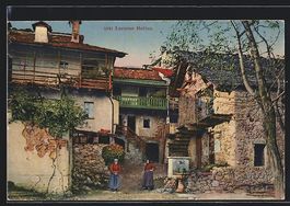 Locarno, Ortspartie, Frauen stehen vor i