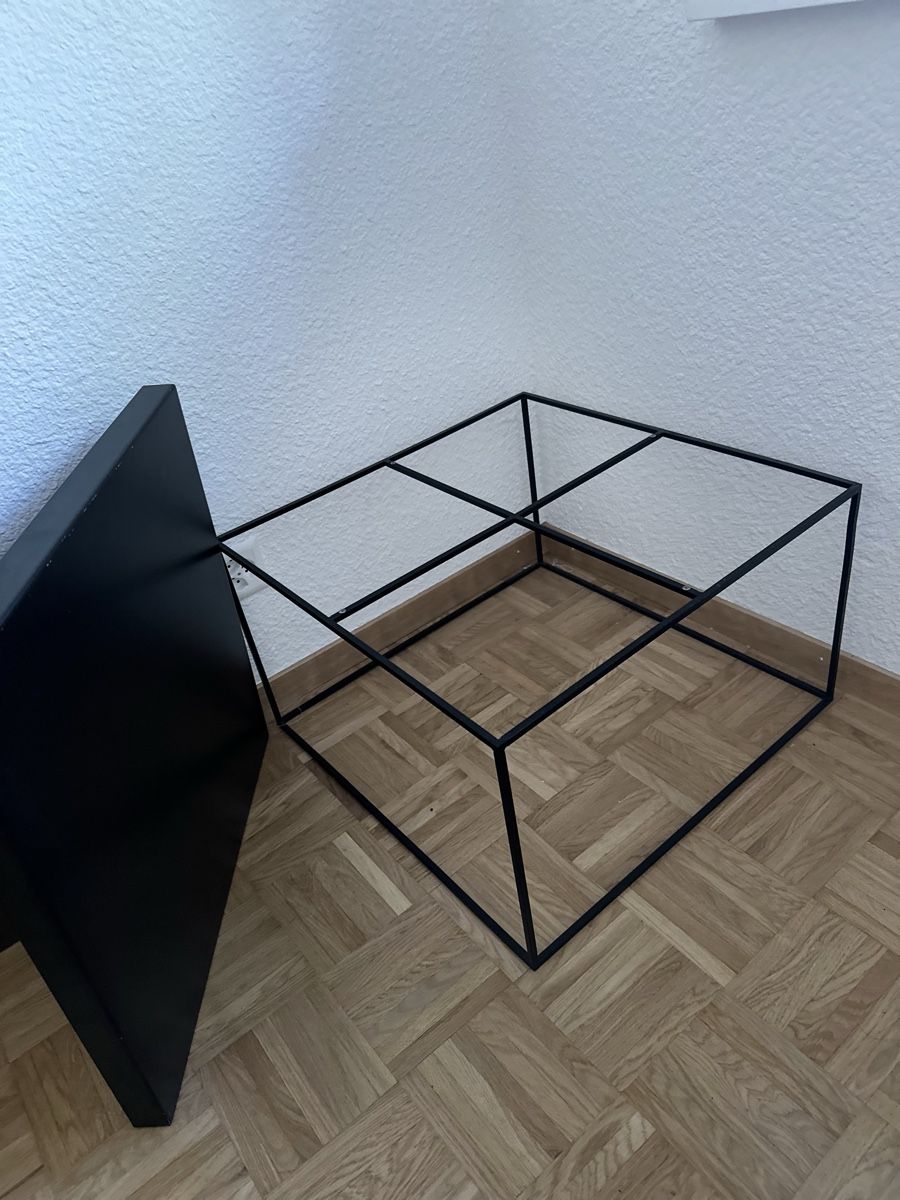 Tavoli: Table – Nuovo (secondo la descrizione) da Etoy venduto da aal_cby6 3