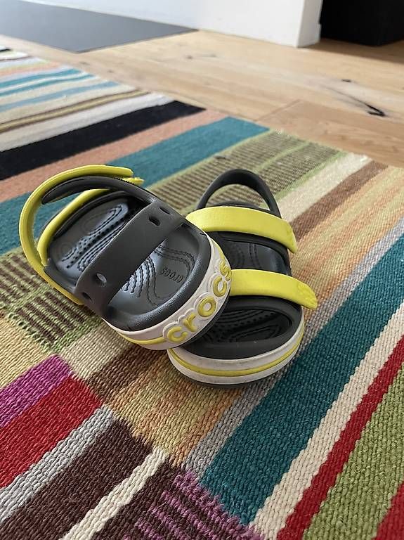 Crocs Scarpe per ragazzi: Sandali Crocs – Usato da Stabio venduto da Chri__Sta 1