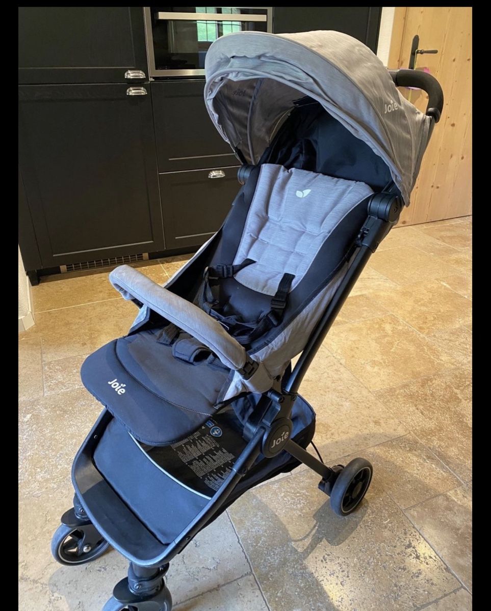 Joie Poussette: Joie Pact Lite Buggy - Grey/Black – D'occasion à Münchenbuchsee par Db_j4db 1