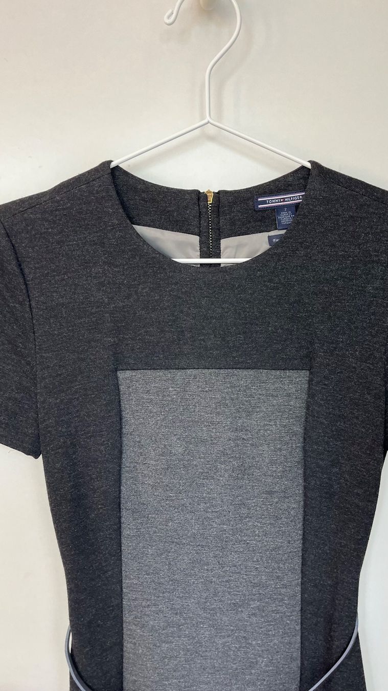 Tommy Hilfiger Vestiti: Tommy Hilfiger Etuikleid – Usato da Küsnacht ZH venduto da Floor1an 1