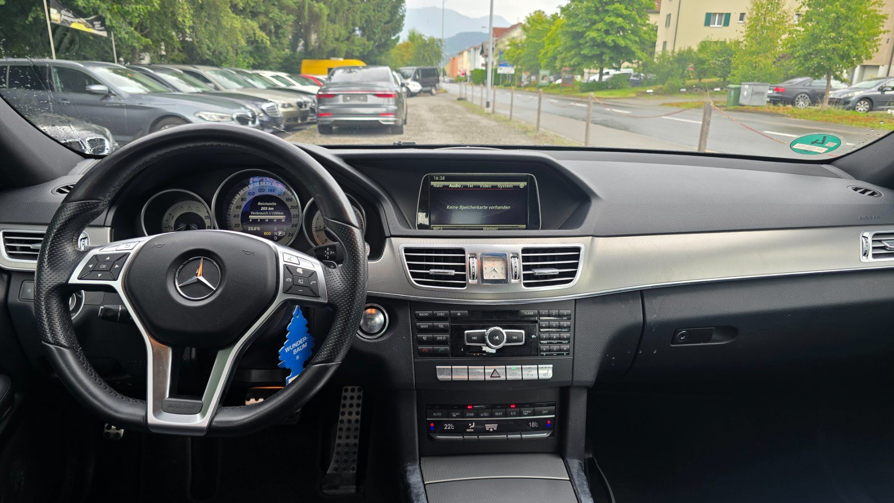 Mercedes-Benz Automobili: Mercedes Benz E250 CDI 4matic – Usato da Emmenbrücke venduto da meu_2j8p 8