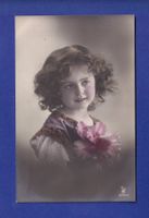 ENFANT - Portrait de jeune fille