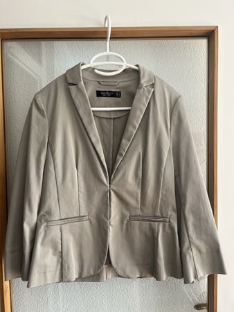NEU Blazer Hallhuber, Gr. 34