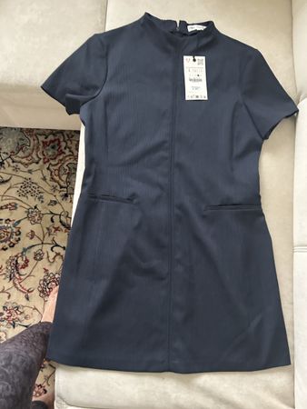 Zara Kleid, Grösse M,Kurzarm, Dunkelblau, Neu mit Etiket