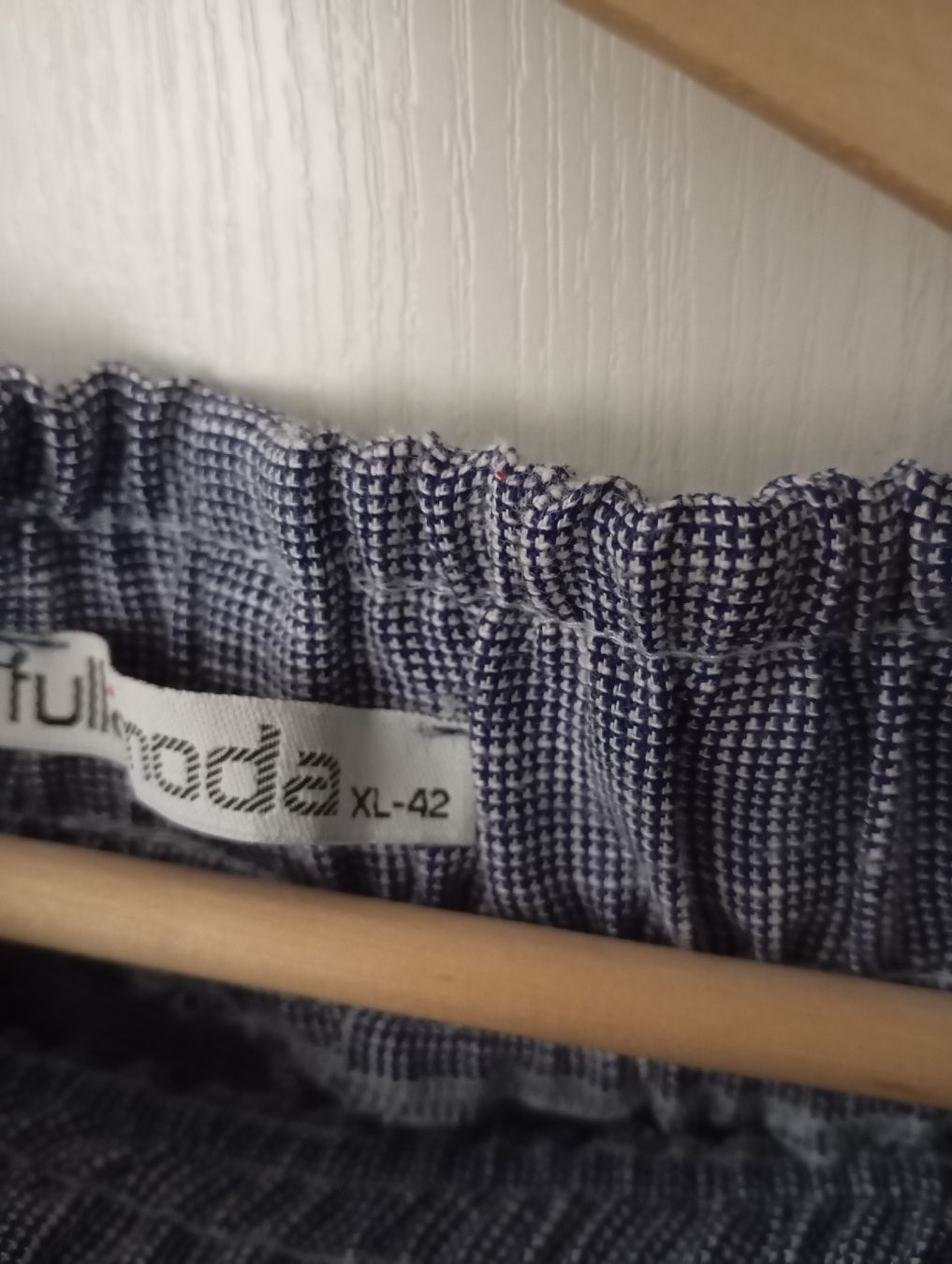Hosen: Damen Stoffhose – Gebraucht aus Buchs ZH von indli10 2