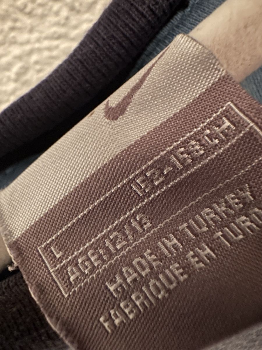 Nike T-shirt: Nike T-Shirt – Usato da Eschenbach LU venduto da Tatzi1 4