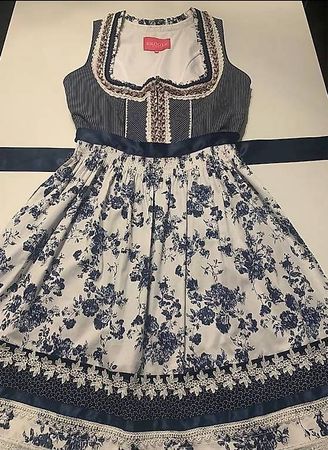Krüger Dirndl inkl. 2 Blusen