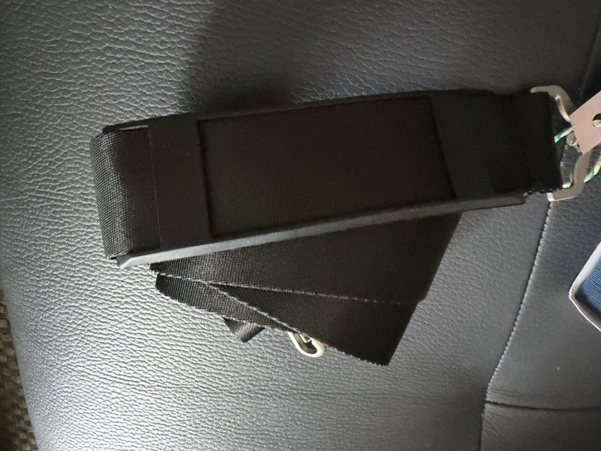 Altro in  Abbigliamento & Accessori: Deux sangles neuves pour sac ou banane  – Nuovo e nell'imballaggio originale da Dombresson venduto da feline_ne 2