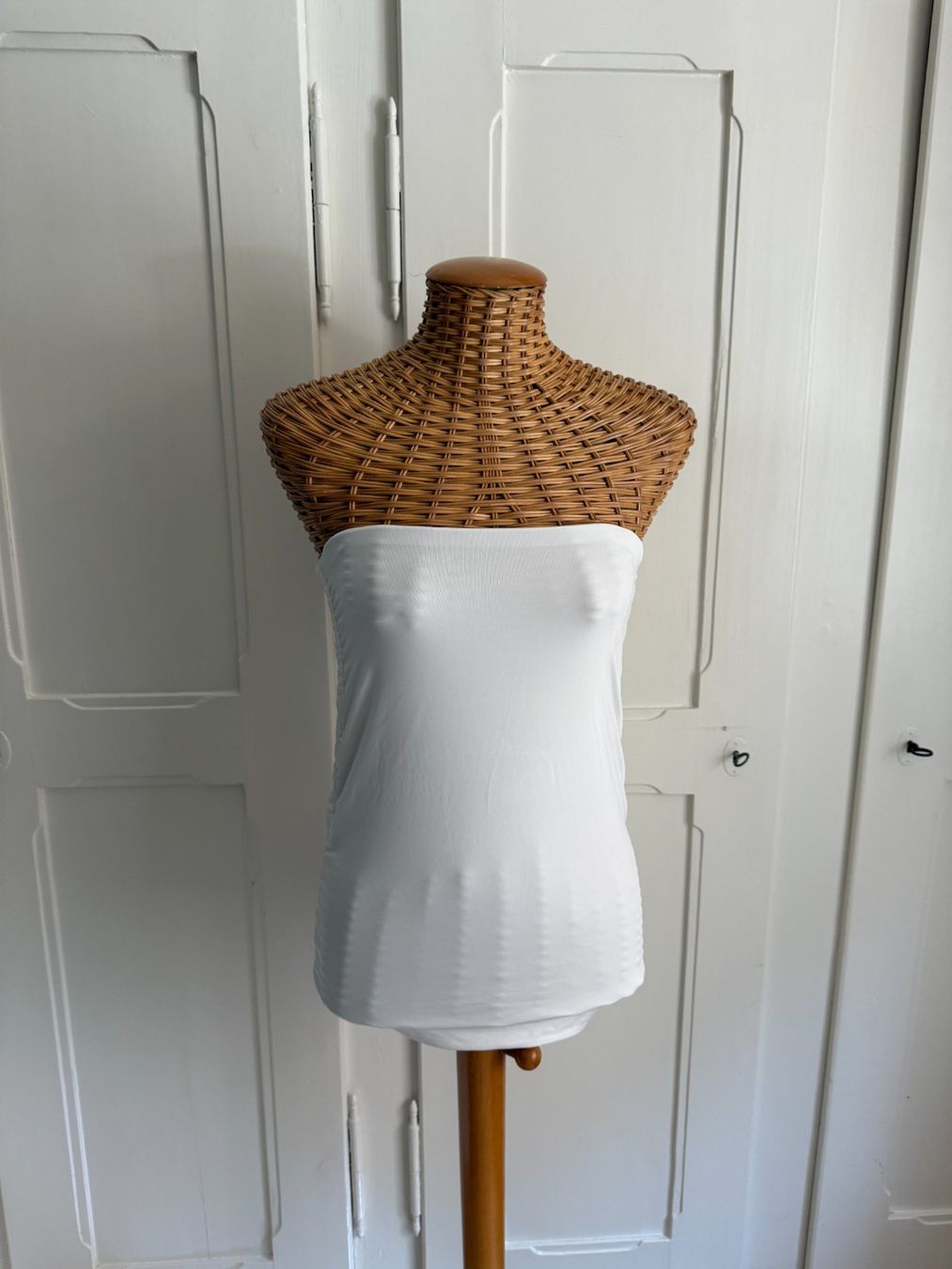 Top: Bustier-Top weiss gerafft XS – Usato da Zürich venduto da Diazaio