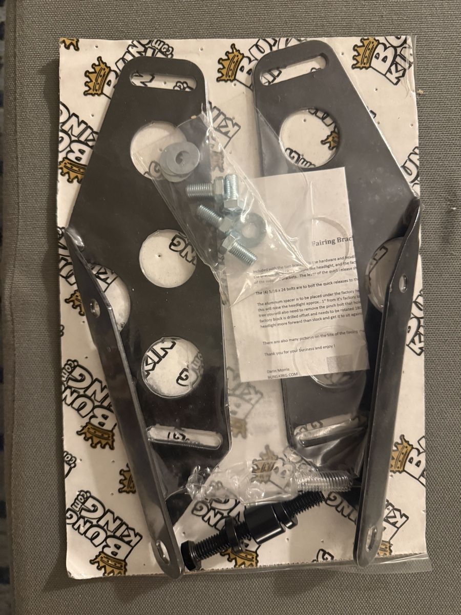 Harley-Davidson Tutti i ricambio per moto: Bung King Quarter Fairing 49mm Quick Release Bracket – Nuovo (secondo la descrizione) da Basel venduto da rau_n87j