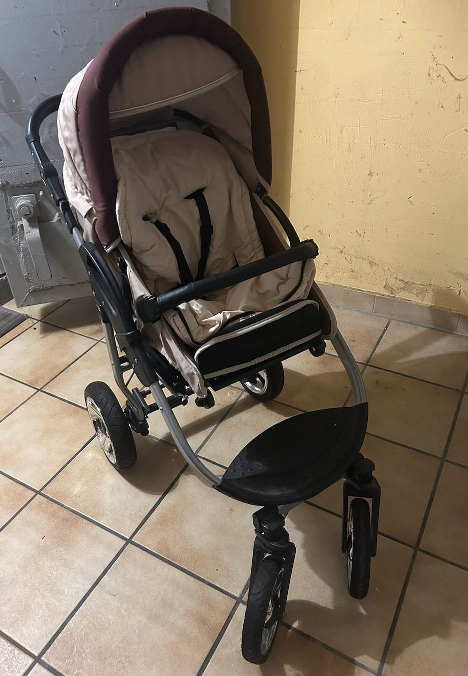 Carrozzine: Poussette BERGSTEIGER - Modèle CAPRI ! – Usato da Fleurier venduto da dyneau
