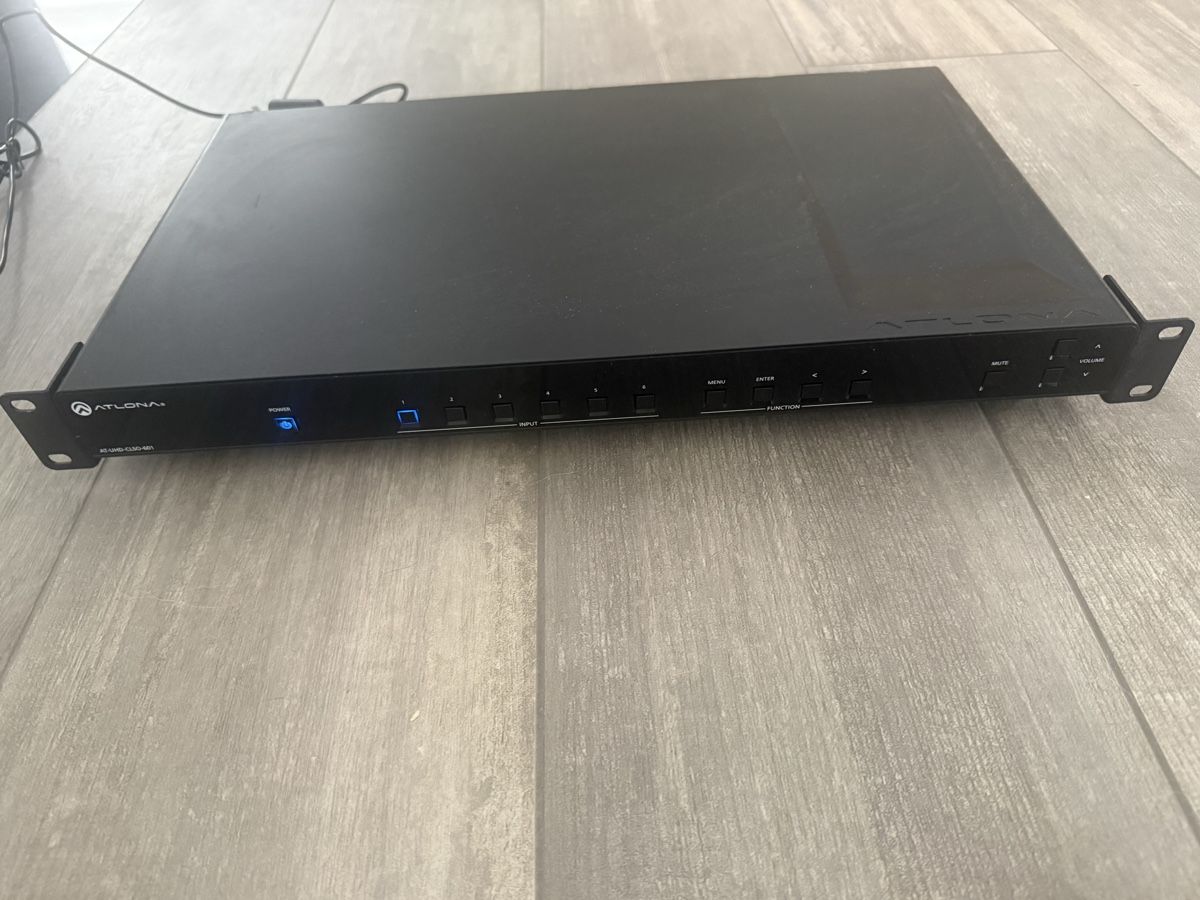Convertitori: Atlona AT-UHD-CLSO-601 – Usato da Sirnach venduto da theitguy8370