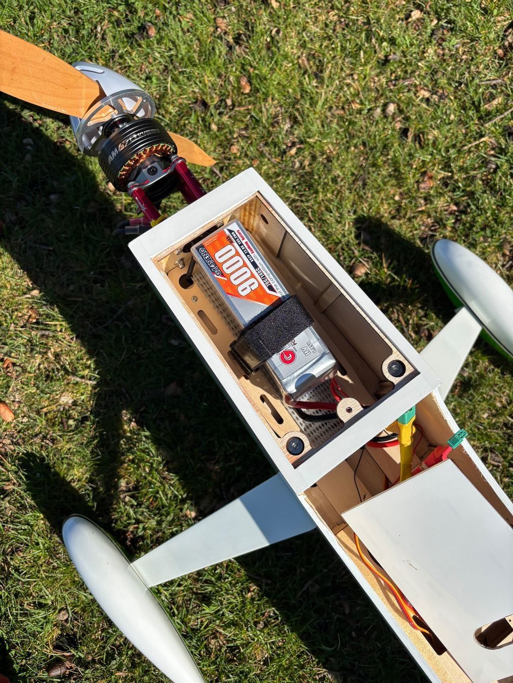 E-Flite Modellismo RC: Hangar 9 Ultra Stick 30cc Spw.2'060mm mit T-Motor AM670 – Usato da Neuenegg venduto da Puerror 9