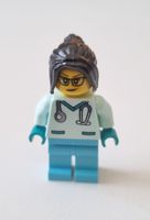 LEGO LEGOLAND BAM Early Middle 2022 doctor / veterinarian