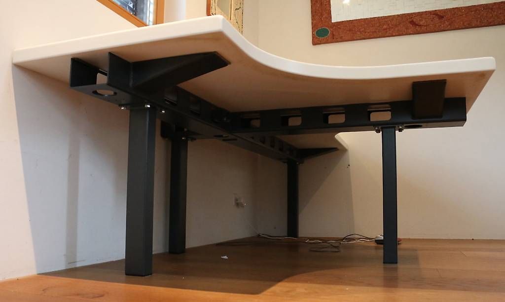 Schreibtische: Bürotisch – Gebraucht aus Balgach von Aussietrader 2