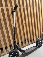 Micro Mobility Scooter schwarz gebrauchter Zustand