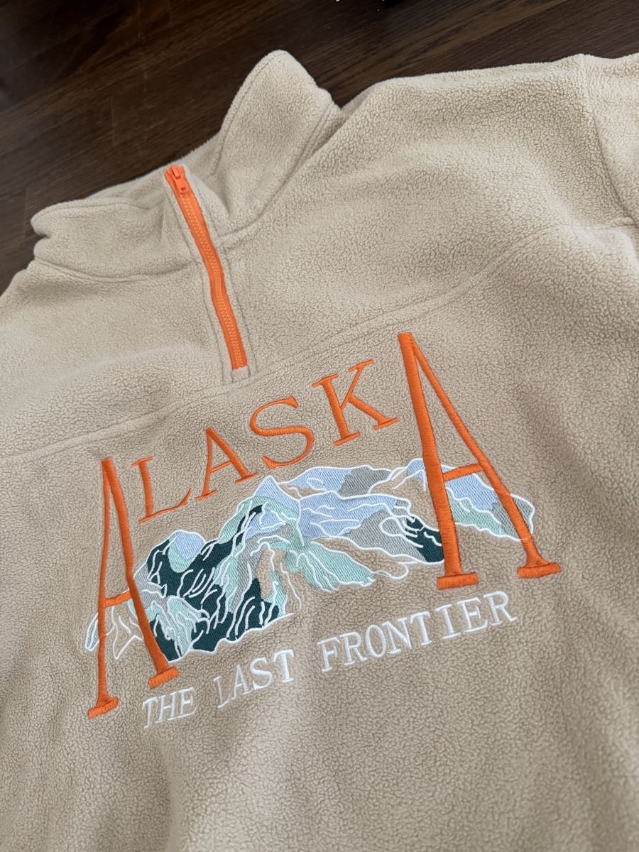 Nike Lotti di vestiti: Nike Pullover plus andere – Usato da Grenchen venduto da Sephirot14 2