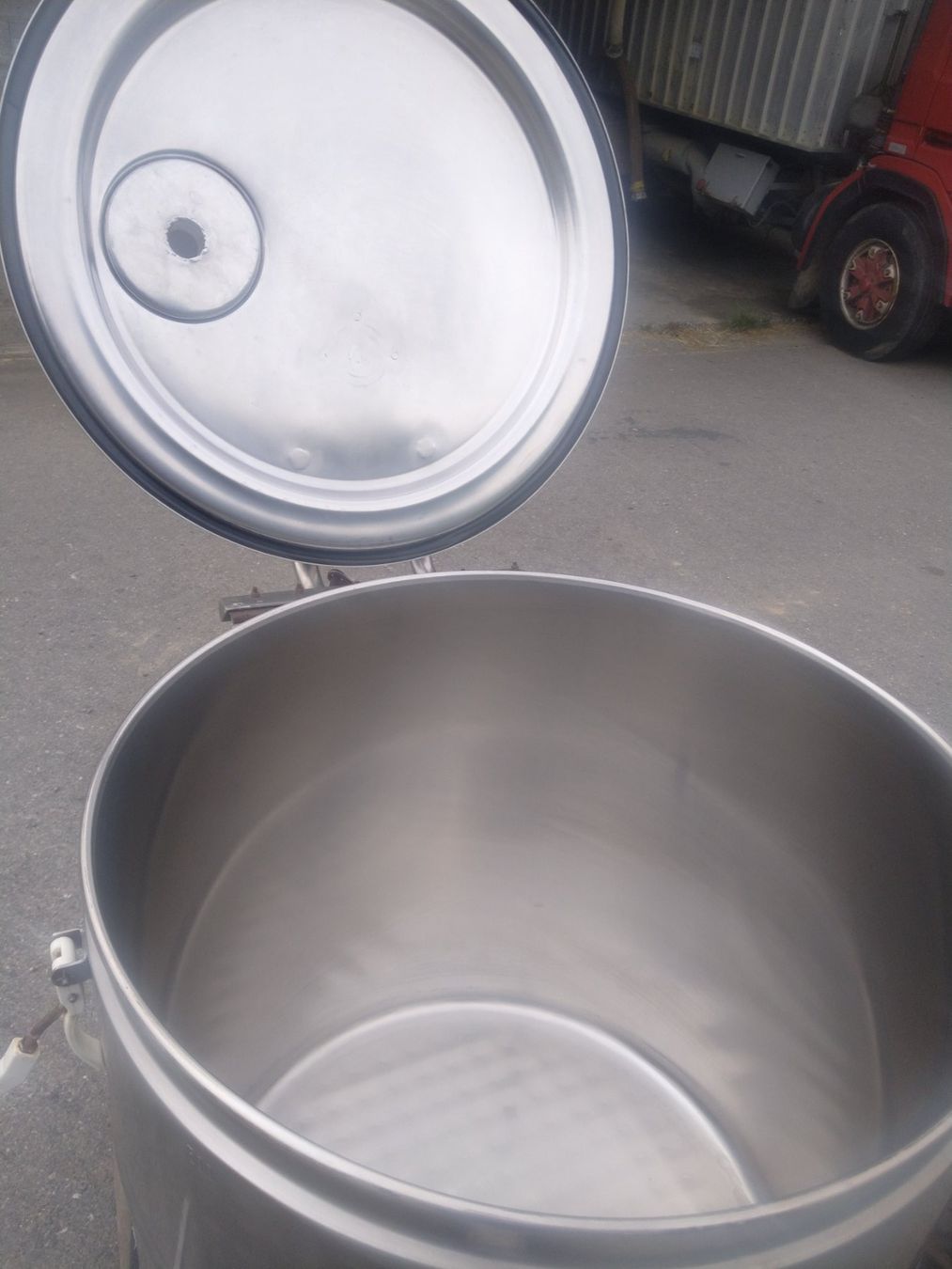 Tecnica di mungitura: Milchtank – Usato da Alterswil FR venduto da piller02 1